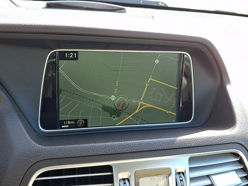 Used 2016 Mercedes-Benz E 400 Cabriolet image 21