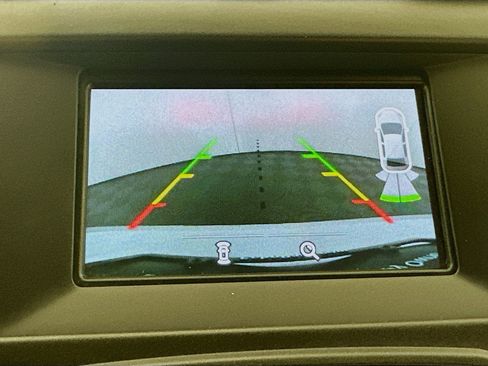 Used 2018 Ford Fusion SE image 22