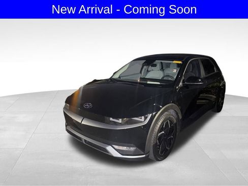 Used 2023 Hyundai Ioniq 5 SEL RWD image 2