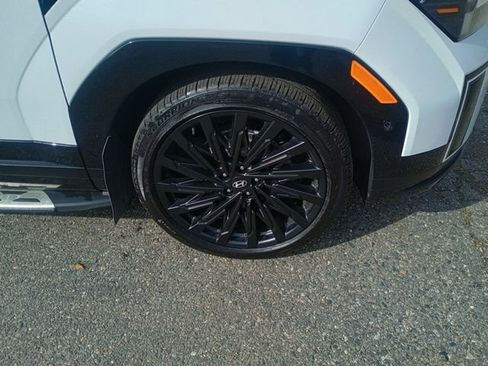 Used 2024 Hyundai Santa Fe Calligraphy AWD/4WD image 10
