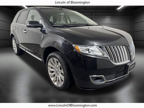 Used 2015 Lincoln MKX AWD w/ Equipment Group 102A image 8