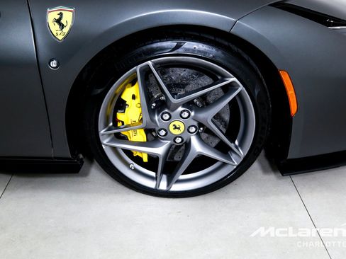 Used 2022 Ferrari F8 Tributo RWD image 27