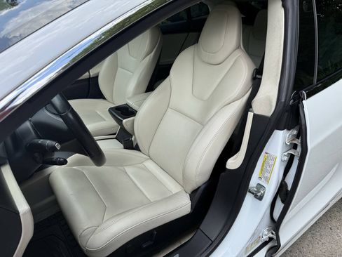 Used 2018 Tesla Model S 100D AWD/4WD image 11