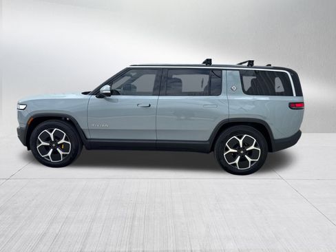 Used 2023 Rivian R1S Adventure image 4