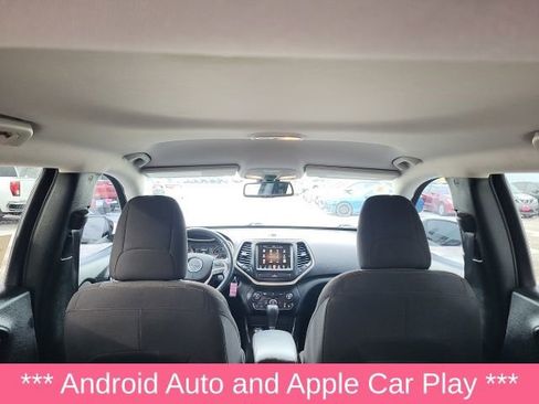 Used 2016 Jeep Cherokee Latitude w/ Cold Weather Group image 5