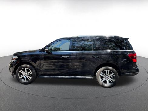 Used 2024 Ford Expedition Limited AWD/4WD image 4