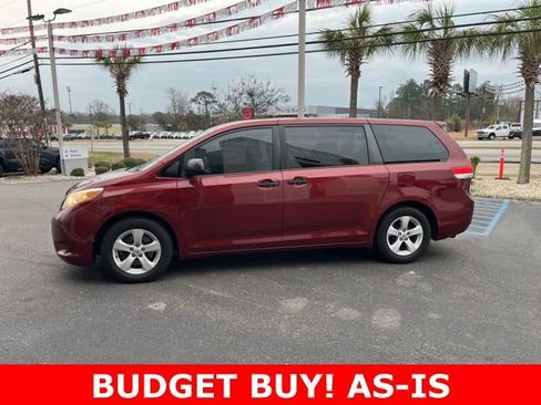 Used 2014 Toyota Sienna L image 31