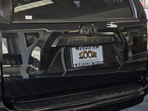 Used 2022 Toyota 4Runner TRD Pro AWD/4WD image 12