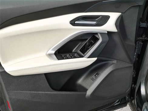 New 2026 Audi Q5 Premium AWD/4WD image 6