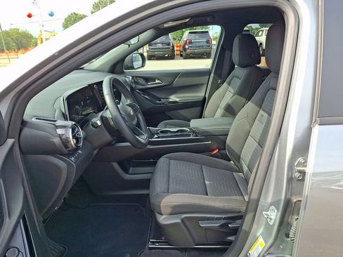 Used 2025 Chevrolet Equinox LT AWD/4WD image 10