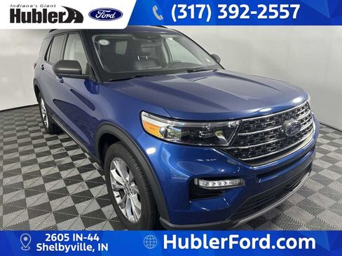 Used 2023 Ford Explorer XLT w/ Equipment Group 202A AWD/4WD image 2