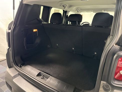 Used 2019 Jeep Renegade Sport w/ Sport Appearance Group image 10