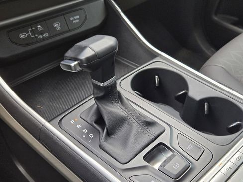 New 2026 Kia Carnival FWD image 17