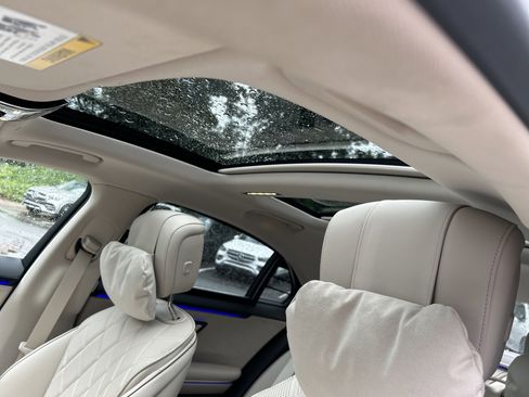 Certified 2025 Mercedes-Benz S 580 4MATIC Sedan w/ AMG Line Package image 22