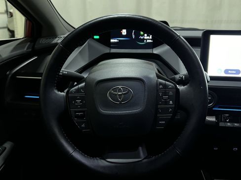 Used 2023 Toyota Prius XLE AWD/4WD image 38
