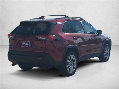 Used 2025 Toyota RAV4 XLE Premium w/ Weather Package image 5