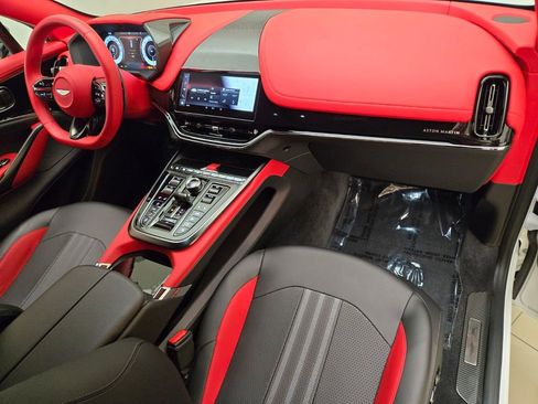 Used 2025 Aston Martin DBX 707 AWD/4WD image 27