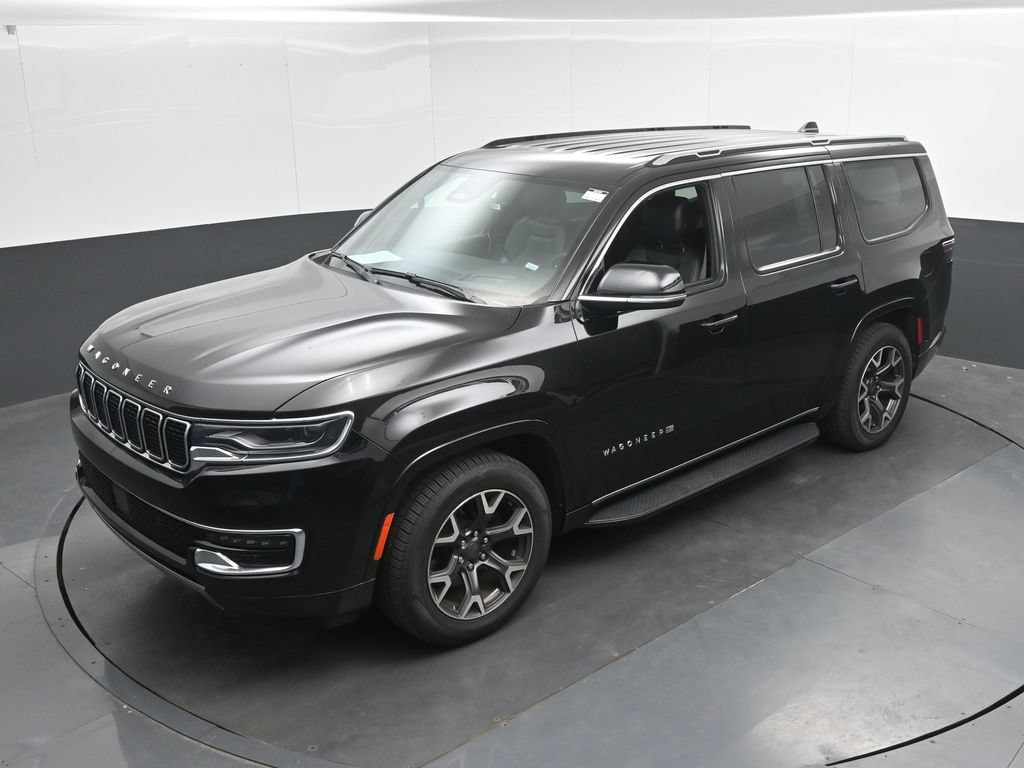 Used 2024 Jeep Wagoneer Series III AWD/4WD image 39
