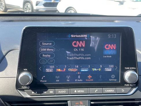 Used 2025 Nissan Altima 2.5 SV image 20