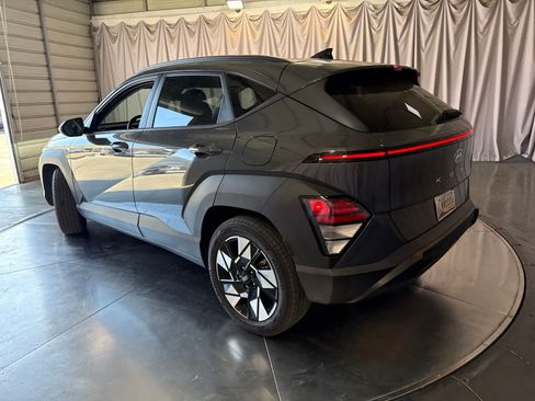 Certified 2024 Hyundai Kona SEL FWD image 7