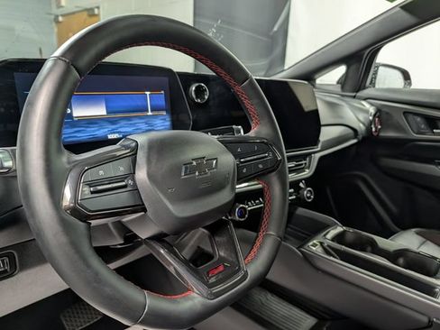 Used 2024 Chevrolet Equinox EV RS AWD/4WD image 19