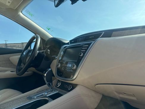 Used 2021 Nissan Murano SV FWD image 24
