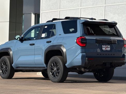 New 2026 Toyota 4Runner SR5 image 6
