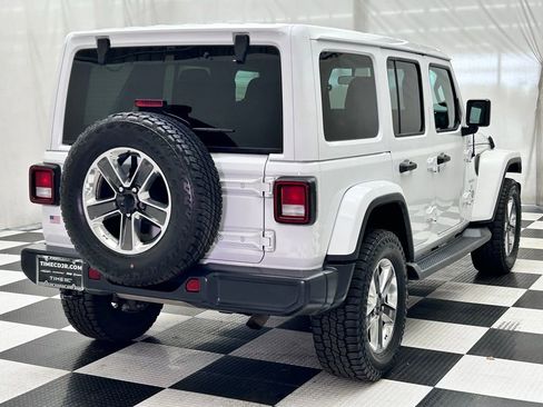 Used 2018 Jeep Wrangler Unlimited Sahara image 8