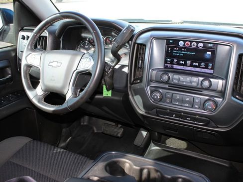 Used 2017 Chevrolet Silverado 1500 LT w/ Trailering Package image 7