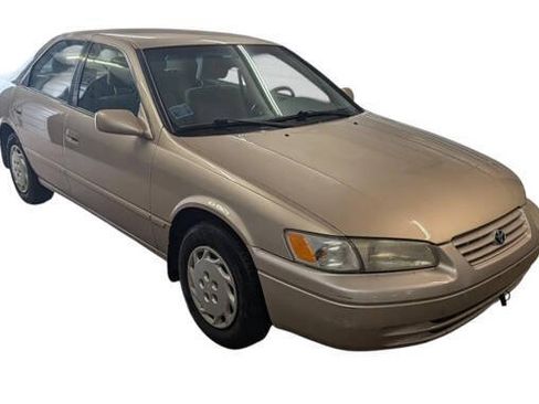 Used 1998 Toyota Camry CE FWD image 8