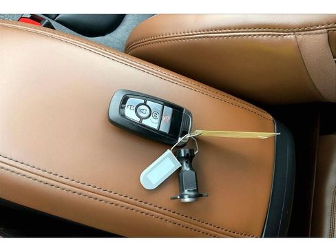 Used 2024 Ford Bronco Sport Outer Banks w/ Tech Package image 14