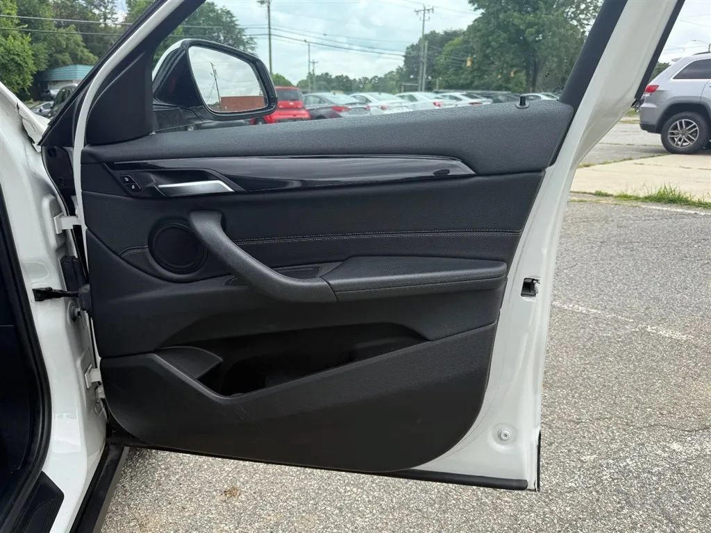 Used 2018 BMW X2 xDrive28i w/ Convenience Package AWD/4WD image 32