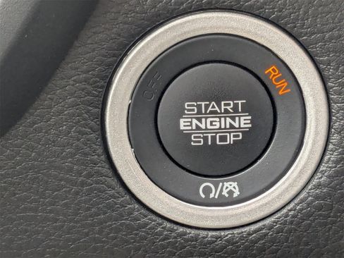 Used 2025 RAM 1500 Big Horn image 33