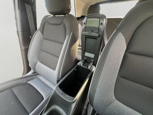Used 2025 Chevrolet TrailBlazer LT AWD/4WD image 20