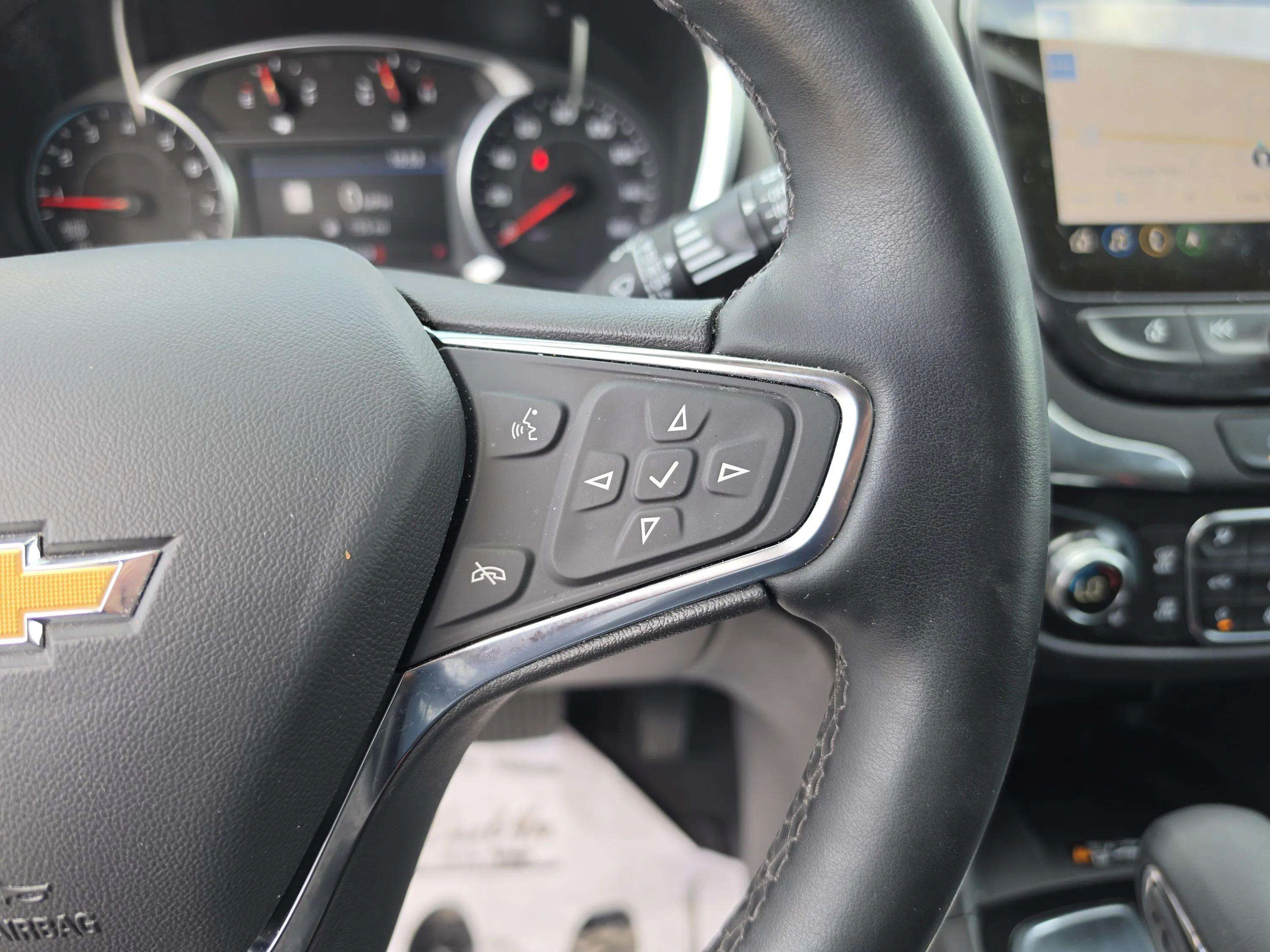 Used 2024 Chevrolet Equinox Premier FWD image 36