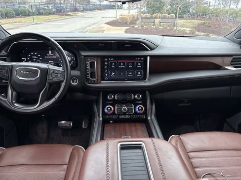 Used 2023 GMC Yukon Denali Ultimate image 29