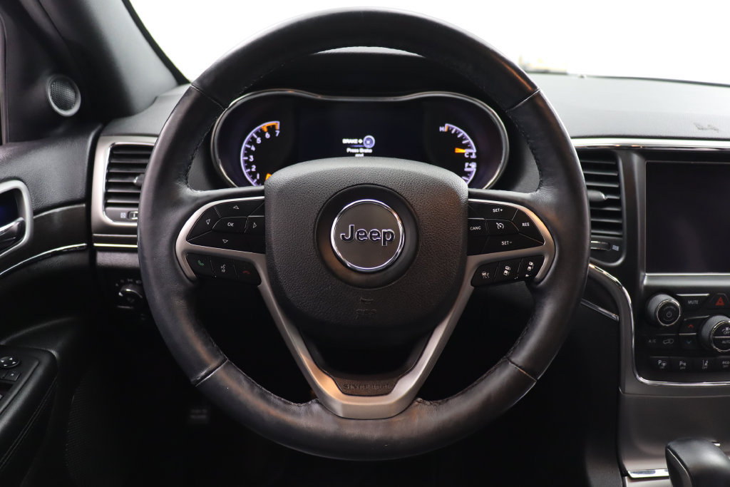 Used 2018 Jeep Grand Cherokee Limited AWD/4WD image 13