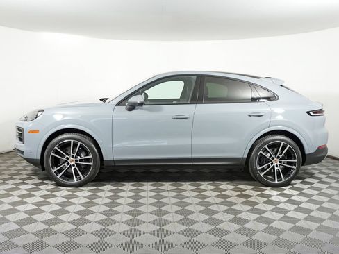New 2026 Porsche Cayenne Coupe AWD/4WD image 2
