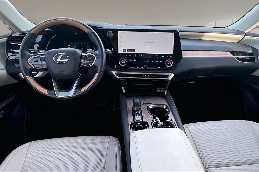 Used 2024 Lexus RX 350 Premium w/ Accessory Package (A2) FWD image 15