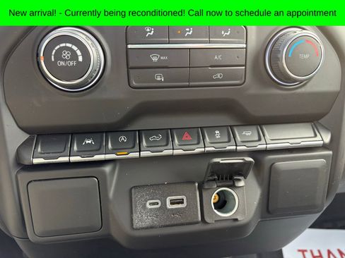 Used 2025 Chevrolet Silverado 1500 W/T image 9