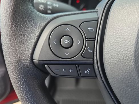 Used 2025 Toyota RAV4 LE image 19