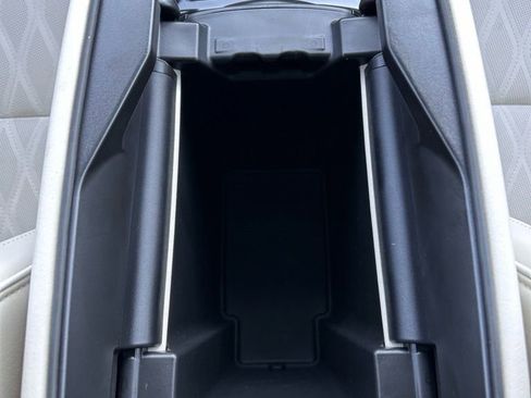 Certified 2023 Buick Envision Avenir image 22