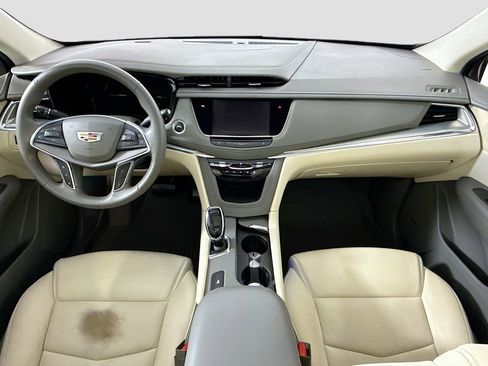 Used 2019 Cadillac XT5 Luxury FWD image 13