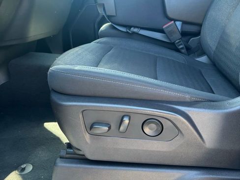 Used 2024 GMC Sierra 1500 SLE image 16