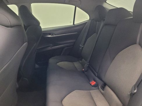 Used 2022 Toyota Camry LE FWD image 18