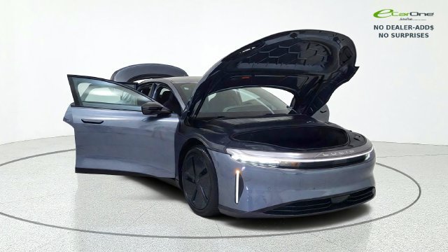 Used 2024 Lucid Air Touring AWD/4WD image 11