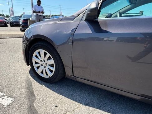 Used 2011 Chevrolet Cruze LS w/ Connectivity Package FWD image 10