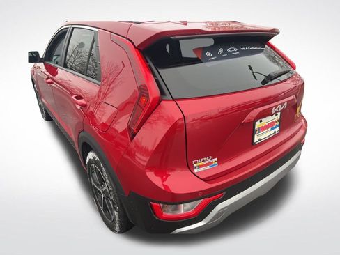 Certified 2023 Kia Niro EX image 37