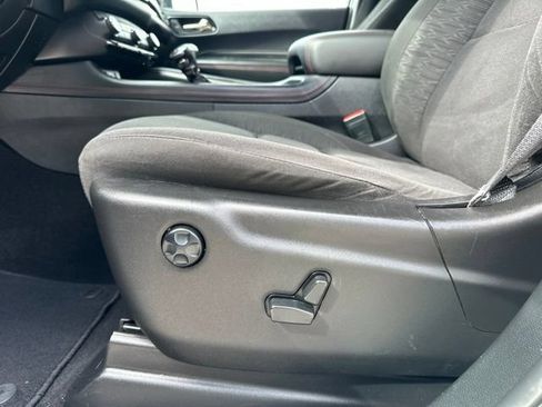 Used 2023 Dodge Durango GT RWD image 11