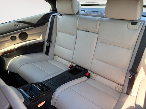 Used 2013 BMW 328i Convertible RWD image 4